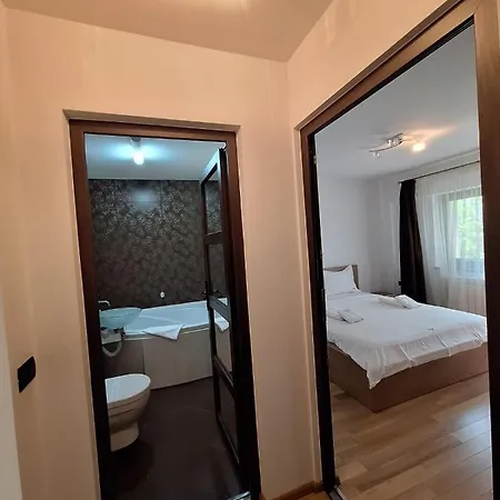 Urban George Enescu 4 Beedroom Apartment Suceava Exterior photo