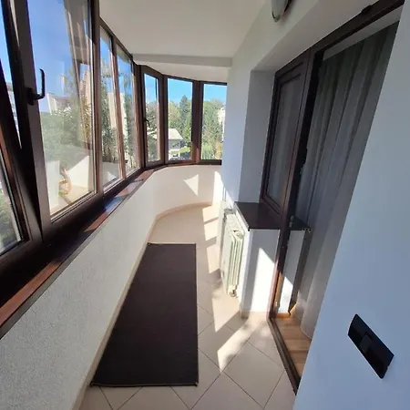 Urban George Enescu 4 Beedroom Apartment Suceava Exterior photo