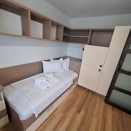 Urban George Enescu 4 Beedroom Apartment Suceava Exterior photo