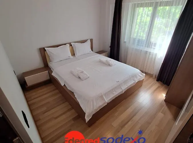 Urban George Enescu 4 Beedroom Apartment Suceava