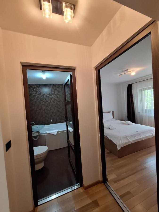 Apartment Urban George Enescu 4 Beedroom Suceava