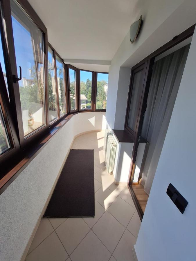Urban George Enescu 4 Beedroom Apartment Suceava