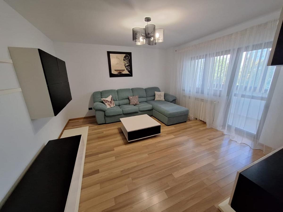 Apartment Urban George Enescu 4 Beedroom Suceava