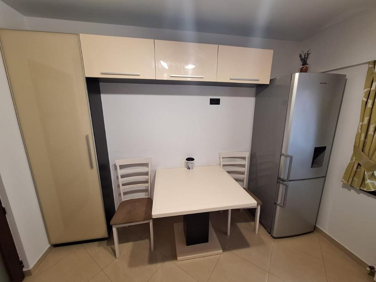 Apartment Urban George Enescu 4 Beedroom Suceava